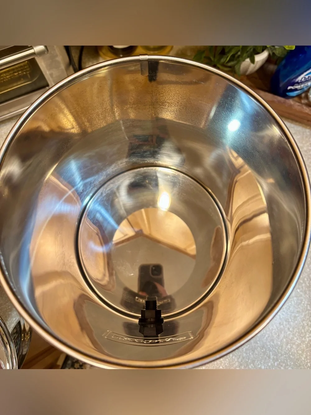 Berkey Stainless steel gravity-fed water filtration system with Stand